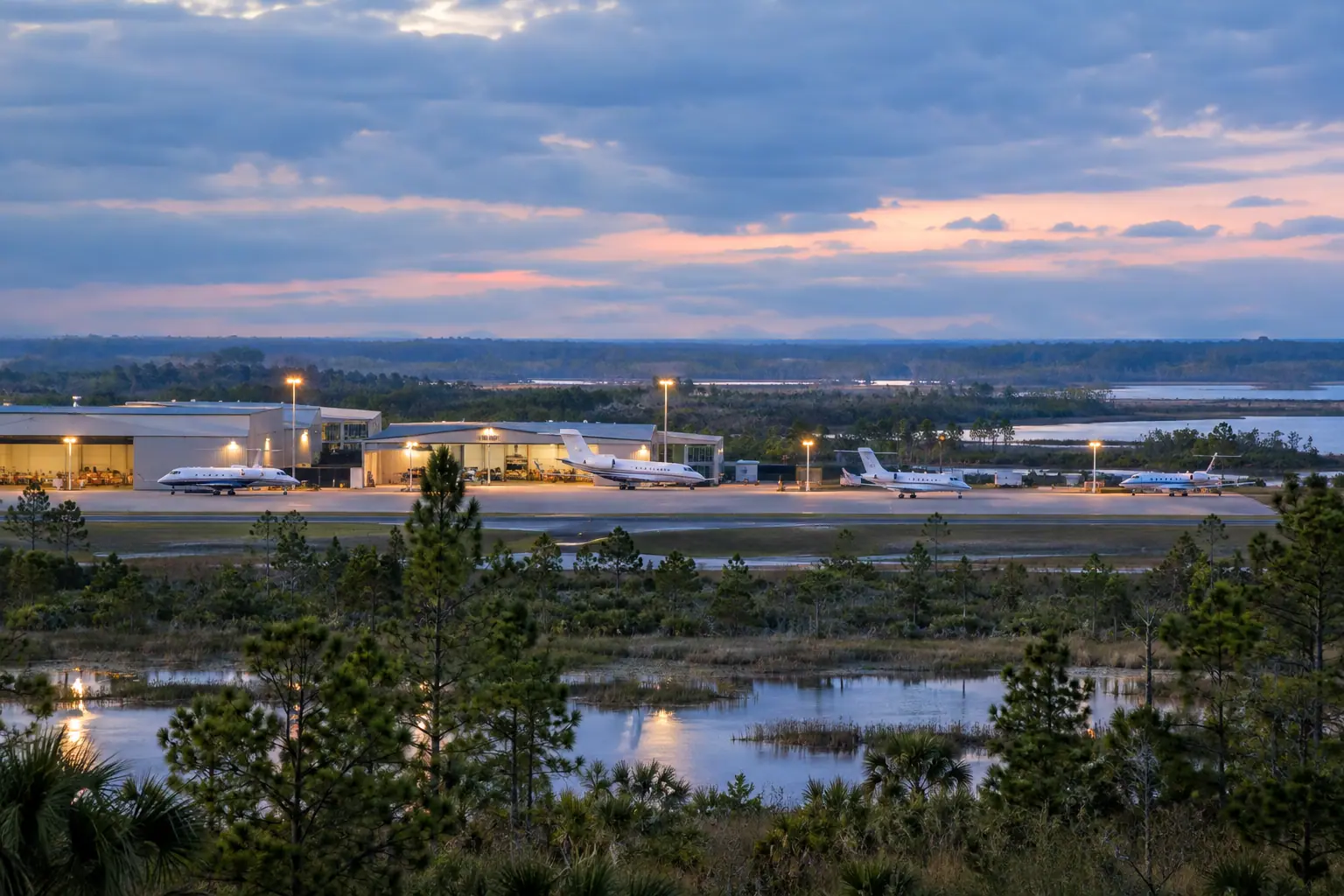 Private jets at Kissimmee Gateway Airport