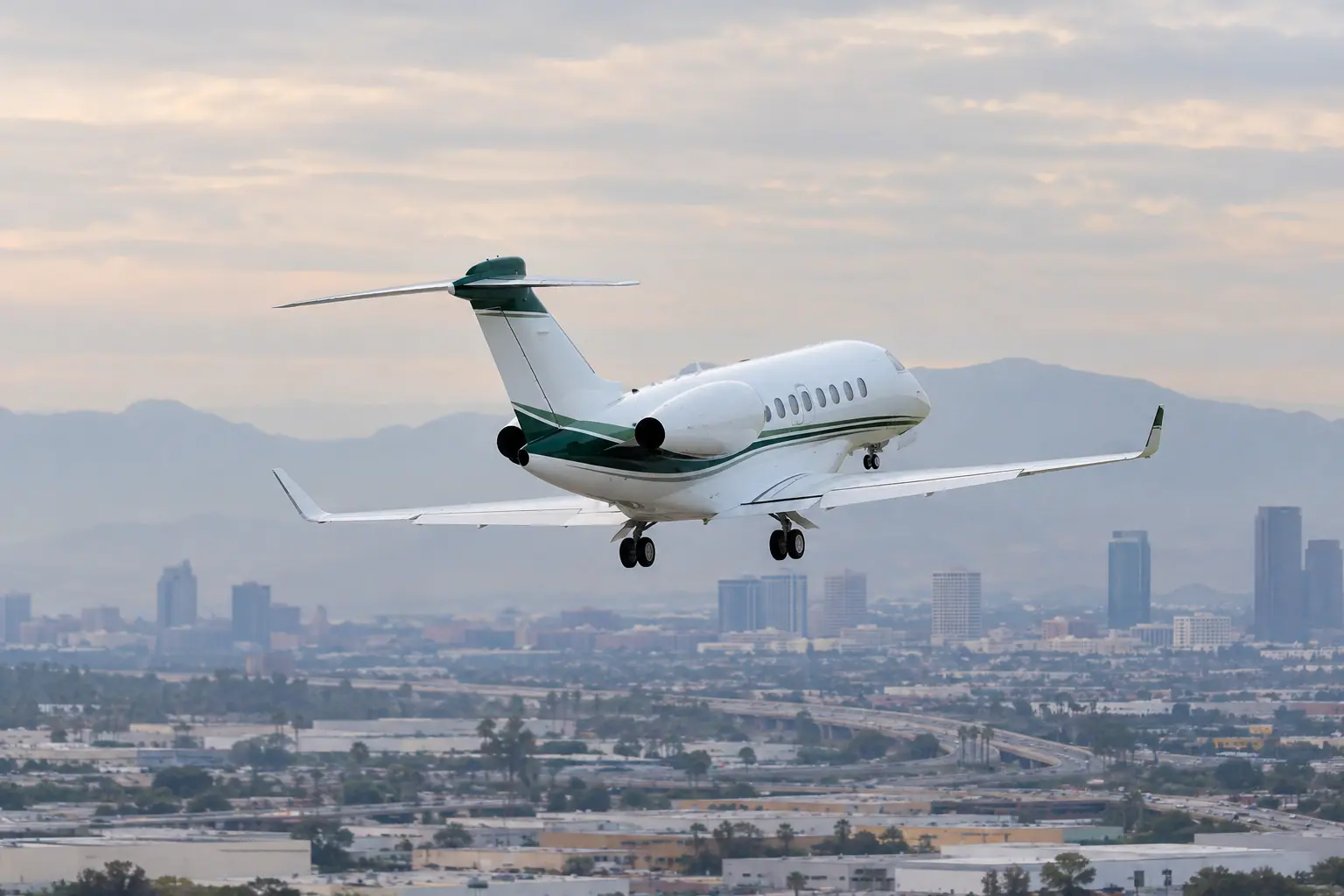Private jet Los Angeles to Orlando